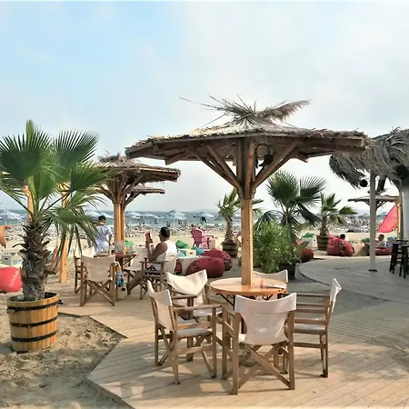 Seaside 1 Bedroom With Balcony, Max 4 Guests Διαμέρισμα