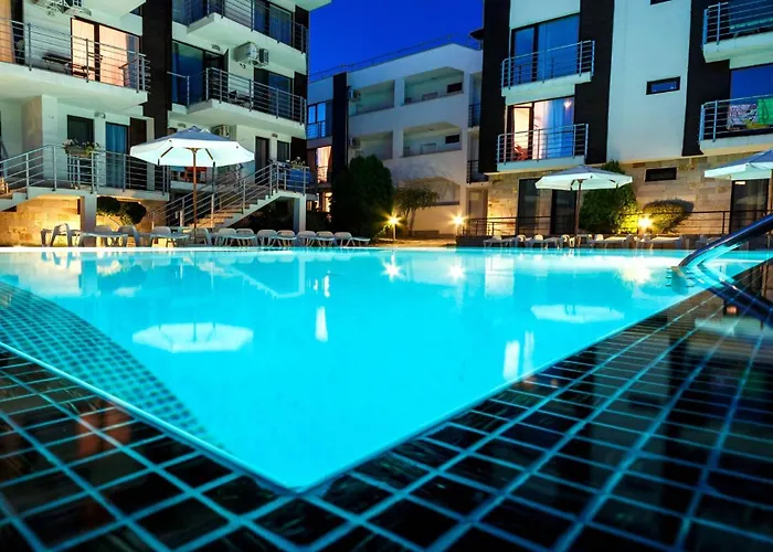 Seaside 1 Bedroom With Balcony, Max 4 Guests ساني بيتش