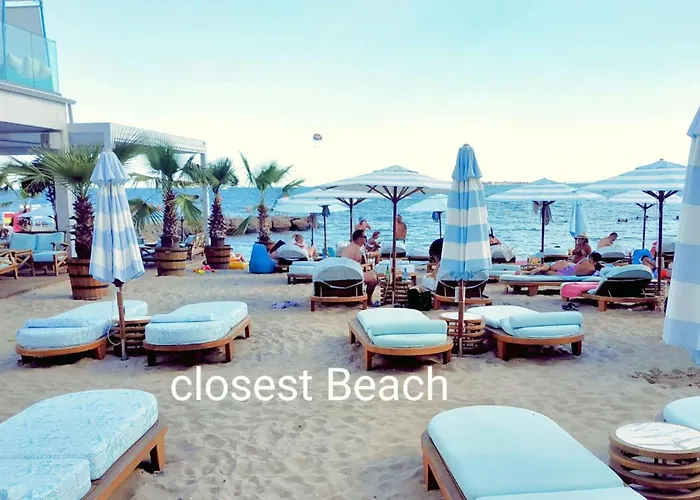 Seaside 1 Bedroom With Balcony, Max 4 Guests شقة ساني بيتش