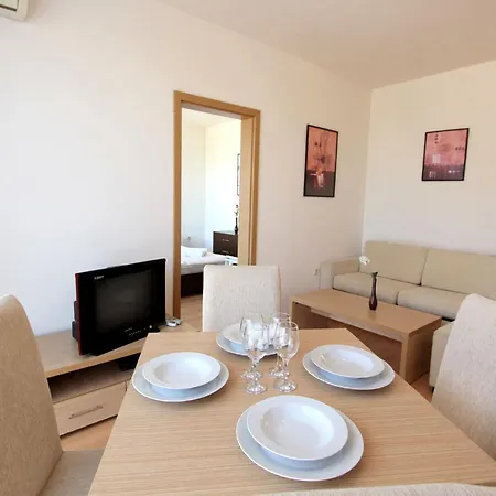 Seaside 1 Bedroom With Balcony, Max 4 Guests Appartamento *