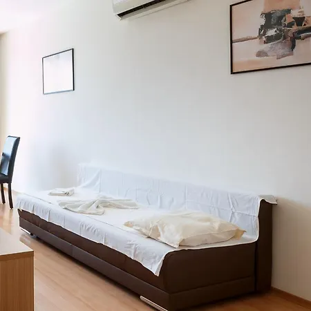 Seaside 1 Bedroom With Balcony, Max 4 Guests Appartamento *