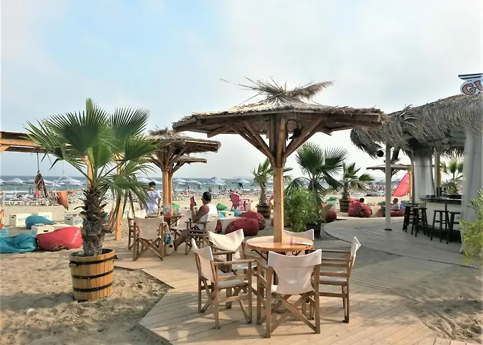 Seaside 1 Bedroom With Balcony, Max 4 Guests Daire